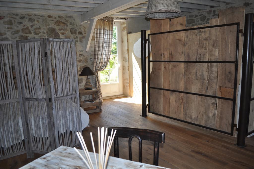 Chambre D'Hotes La Ferte Saint-Floxel エクステリア 写真